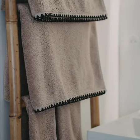 Sainte Raphine Hotel *