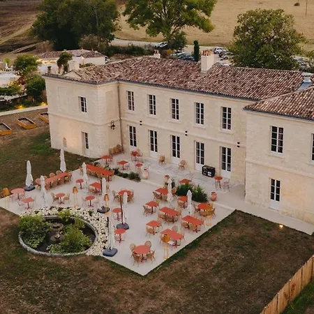 Sainte Raphine Hotel