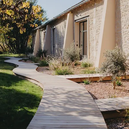 Sainte Raphine Hotel