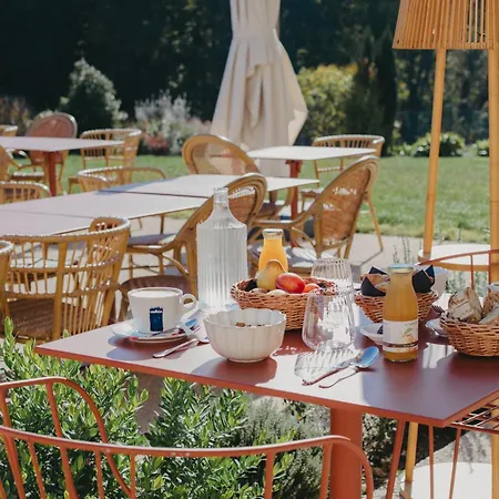 Sainte Raphine * Fargues-Saint-Hilaire