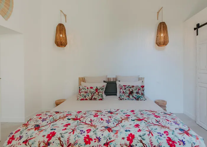 Sainte Raphine * Fargues-Saint-Hilaire