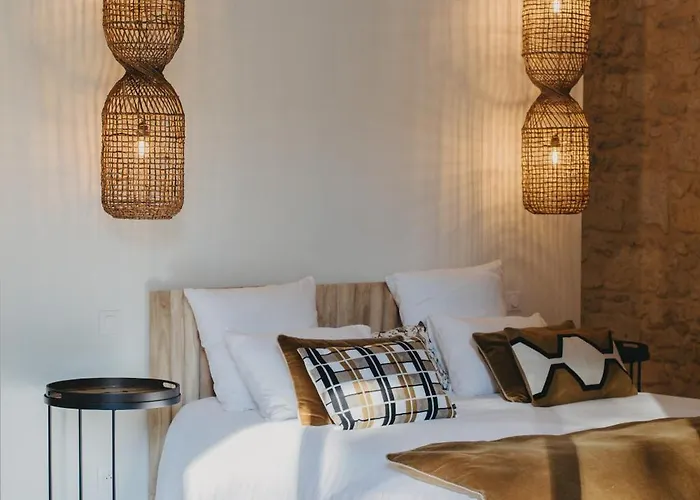 Sainte Raphine Hotel *